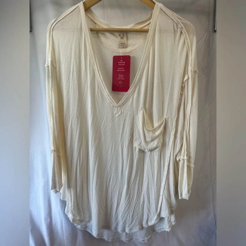 NWT Free People Golden Gate Tee, White, Medium; slouchy white long-sleeve tee